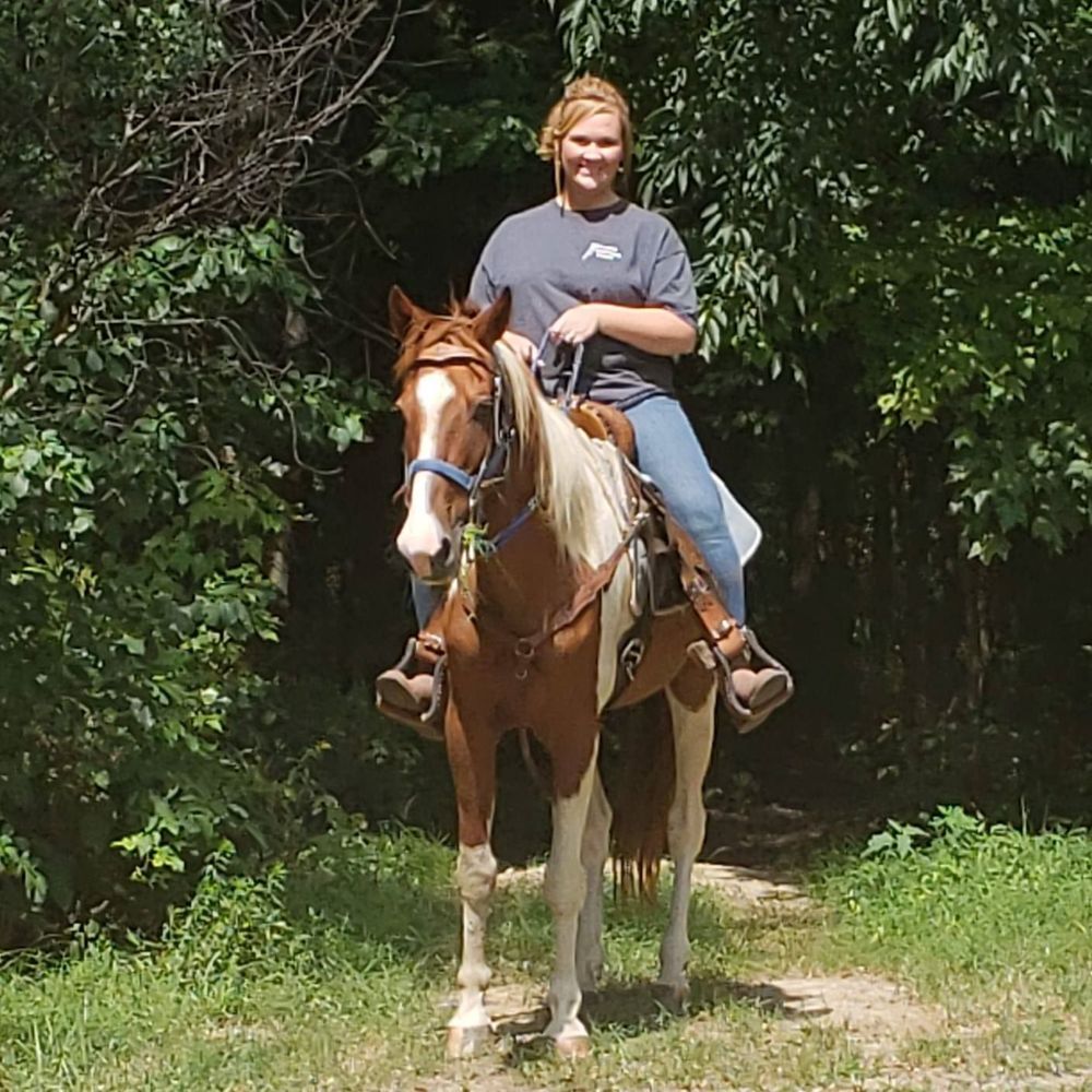 Meet your Posher, Lynette